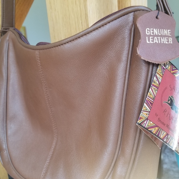 Saddle River stone mountain genuine leather bag - Picture 5 of 11